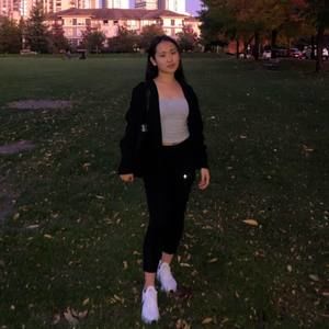 Meet your Posher, Evan claire